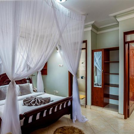 Keba Xpress Hotel - Entebbe Extérieur photo